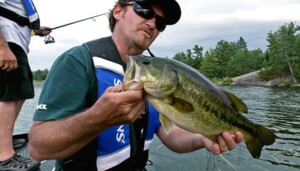 Soft Stick Baits In The Junk – Episode 445