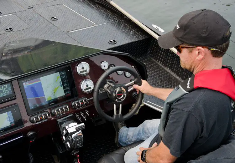 Pete mapping charted lakes on his Garmin fishfinder using Quickdraw