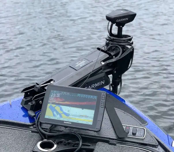 Transducer Mounting Positions: Stern vs.Trolling Motor - Fish'n Canada