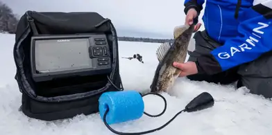 Jigging Lake Trout - Garmin Striker 4 Test (Deep Water) - Ice Fishing 