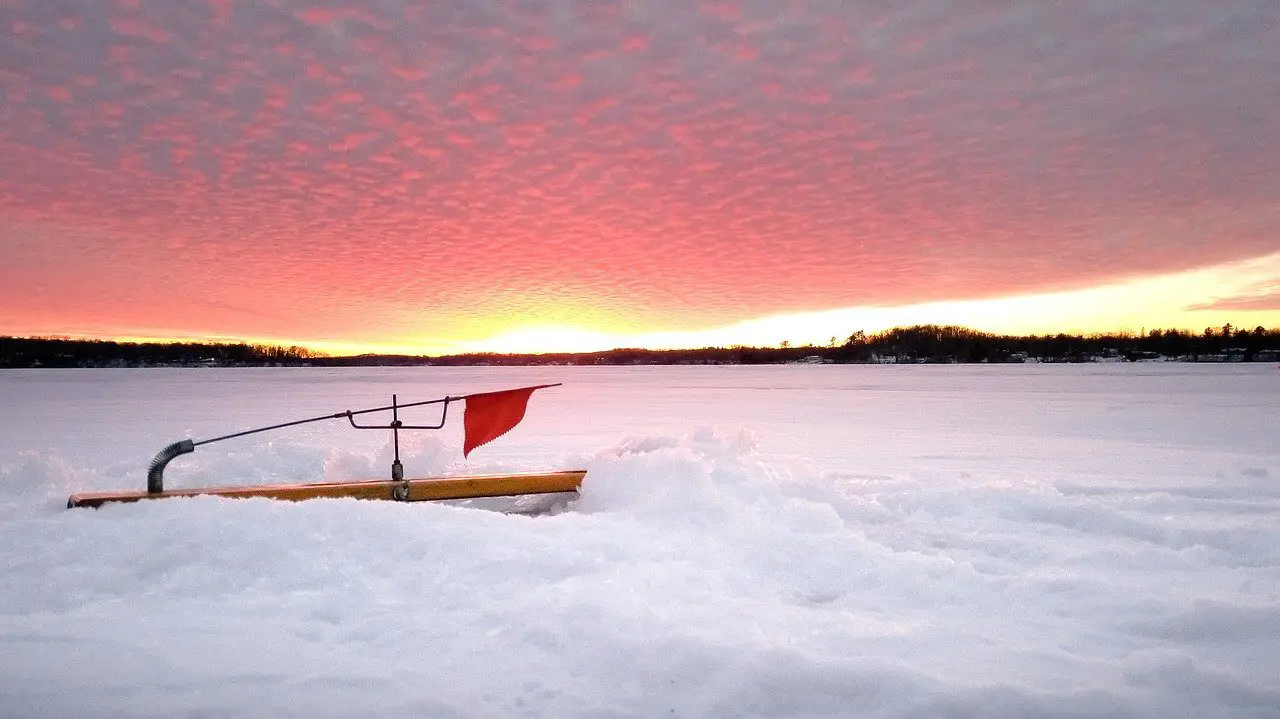 Places to go Ice Fishing in Sunset Country